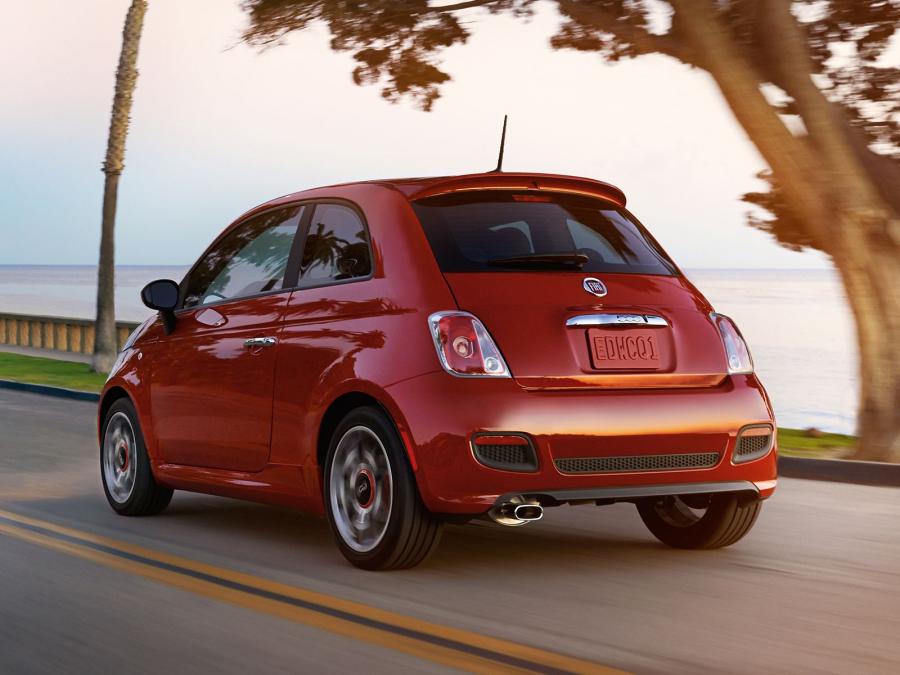  Fiat 500 Sport 2011 года  (US) (фото 18 из 20)